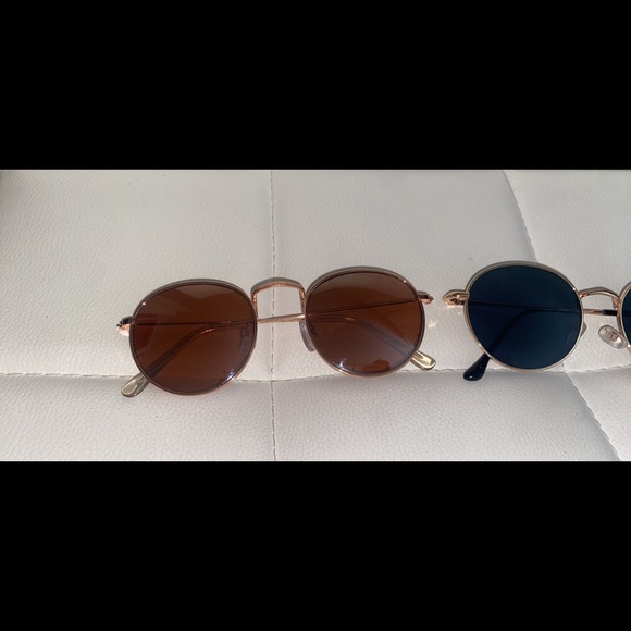 Sunglasses - Picture 2 of 3